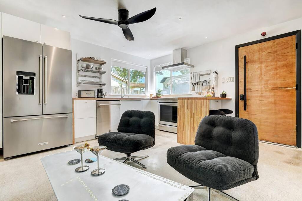Aviator's Suite