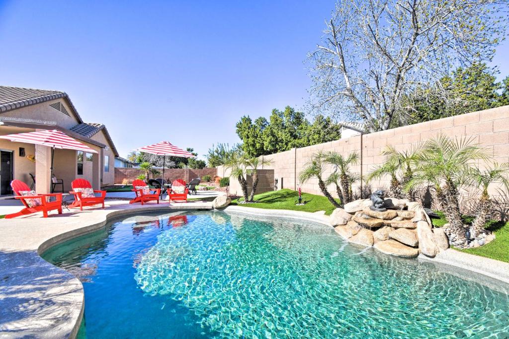 15 Mi to Dtwn Avondale Home with Pool and Yard