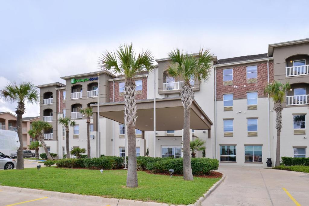 Holiday Inn Express & Suites Corpus Christi-N Padre Island by IHG