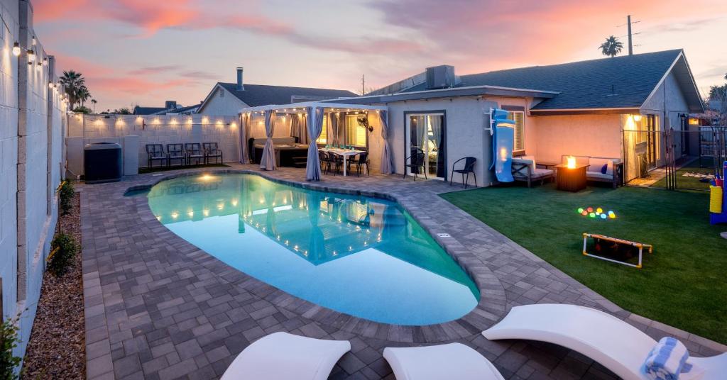 LUX NEW! Heated Pool Option, 2Kings, Spa, Old Town, WestWorld, Fashion Square
