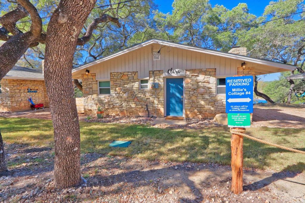 Millie's Cottages Unit 4 - Clara